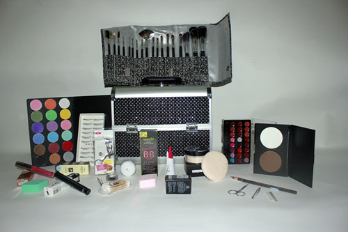 化妆产品及工具